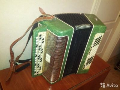 Лот: 6973639. Фото: 1. Баян "Мелодия" отличная цена. Баяны, аккордеоны, гармони
