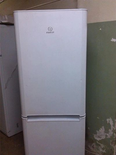 Лот: 3755890. Фото: 1. холодильнк indesit BIA 161 NF... Холодильники, морозильные камеры