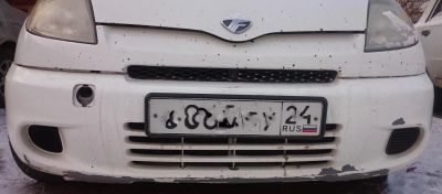 Лот: 5003161. Фото: 1. Бампер передний Toyota Funcargo. Кузов