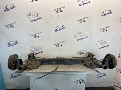 Лот: 24672235. Фото: 1. балка поперечная Renault Sandero... Двигатель и элементы двигателя