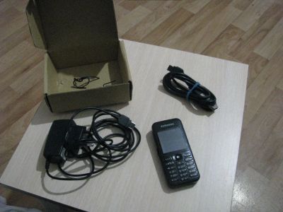 Лот: 12668437. Фото: 1. Телефон samsung e590. Кнопочные мобильные телефоны
