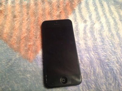 Лот: 3995030. Фото: 1. iPhone 5, 16 gb. Смартфоны
