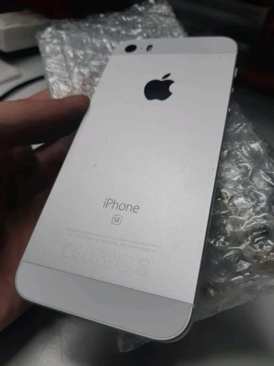 Лот: 12302110. Фото: 1. корпус iphone 5se белый в сборе... Корпуса, клавиатуры, кнопки