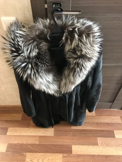 Лот: 18202441. Фото: 1. Шуба норковая с капюшоном из песца. Накидки, шубы