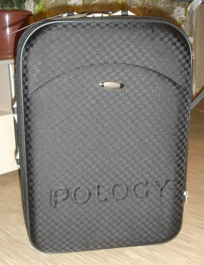Лот: 3267753. Фото: 1. Чемодан новый Pology. Сумки