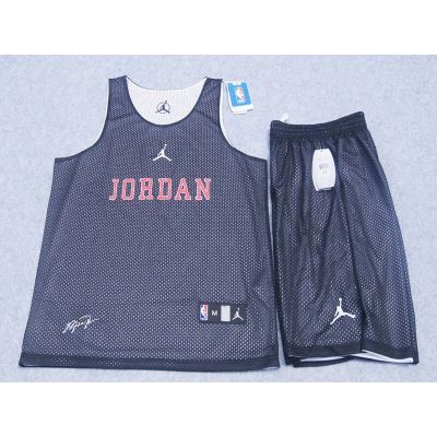 Лот: 9924862. Фото: 1. Тренировочная форма Jordan. Шорты