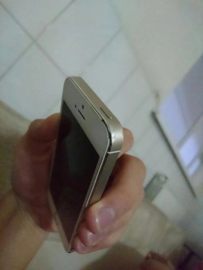 Лот: 6804838. Фото: 1. iPhone 5s белый. Смартфоны