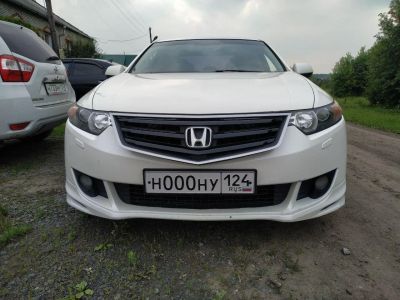 Лот: 14208433. Фото: 1. Решетка радиатора Honda Accord... Кузов