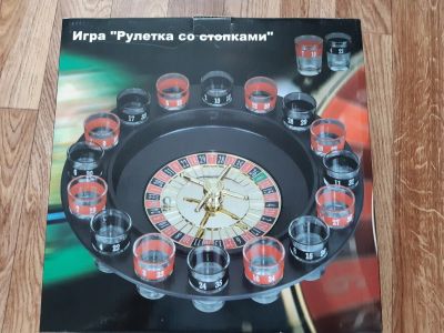 Лот: 11602235. Фото: 1. Пьяная Рулетка. Настольные игры, карты