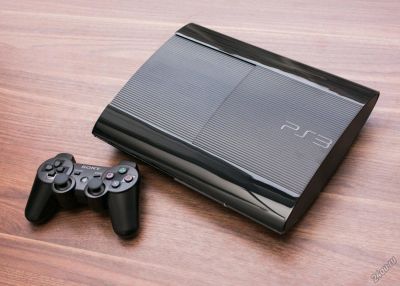 Лот: 5426279. Фото: 1. Playstaition 3 + 16 игр + 2 контроллера... Игровые приставки, консоли