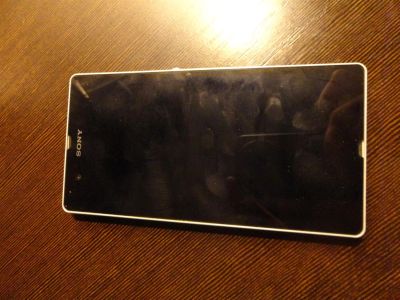 Лот: 3707962. Фото: 1. продам xperia z?белого цвета... Смартфоны