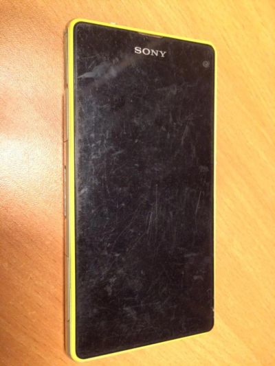 Лот: 7456561. Фото: 1. Sony Xperia z1 compact. Смартфоны