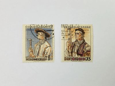 Лот: 23593852. Фото: 1. Национальные народные костюмы... Марки