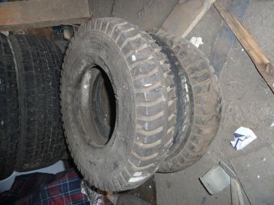 Лот: 4217638. Фото: 1. шины на болгарский погрузчик 3шт... Шины