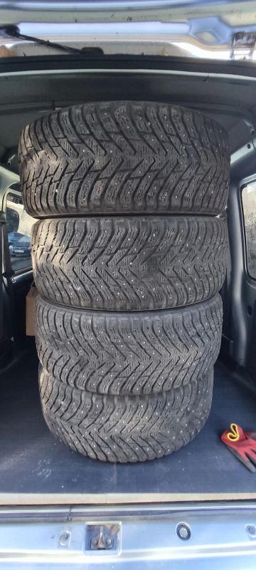 Лот: 25788207. Фото: 1. Nokian hakkapelitta 8 suv 255... Шины