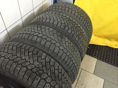 Лот: 6323902. Фото: 1. Шипованная резина 225/65 R17 Continental... Шины