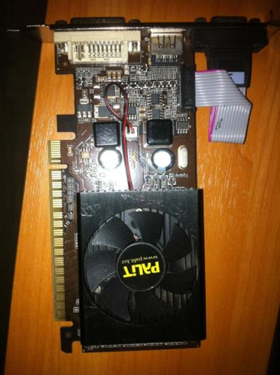 Лот: 6850631. Фото: 1. Видеокарта NVidia GeForce GF210... Видеокарты