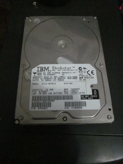 Лот: 9090337. Фото: 1. IBM Deskstar. Жёсткие диски (HDD)
