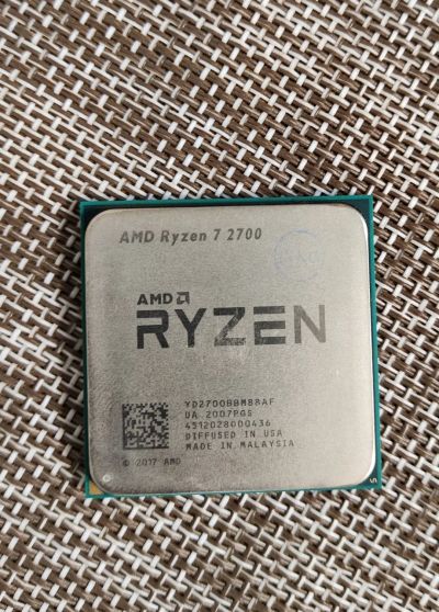 Лот: 23571251. Фото: 1. ryzen 7 2700. Процессоры