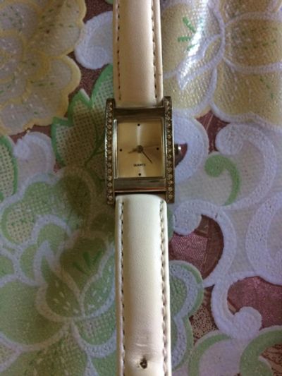 Лот: 9916811. Фото: 1. Часы женские. Оригинальные наручные часы