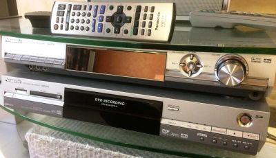 Лот: 9445359. Фото: 1. Panasonic DMR-E65 DVD Video Recorder. DVD, Blu-Ray плееры