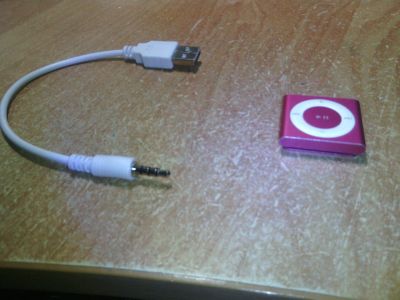 Лот: 4010687. Фото: 1. iPod shuffle. Плееры