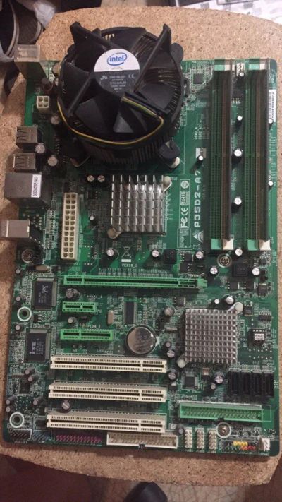 Лот: 10683810. Фото: 1. процессор 2 ядра Intel® Core™2... Комплекты запчастей