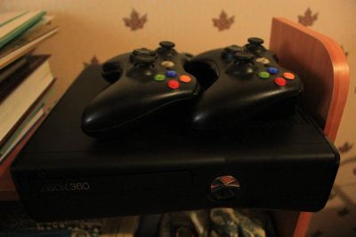 Лот: 3508631. Фото: 1. X-box 360 - 250gb - Freeboot(прошитый... Игровые приставки, консоли
