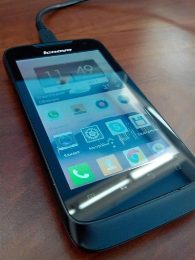 Лот: 3235345. Фото: 1. Lenovo A789 (4", MTK6577 CPU 2x1ГГц... Смартфоны