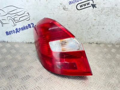 Лот: 25628475. Фото: 1. фонарь Skoda Fabia 5J2. Кузов