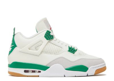 Лот: 21135077. Фото: 1. Кроссовки Air Jordan 4 Retro x... Кеды, кроссовки, слипоны