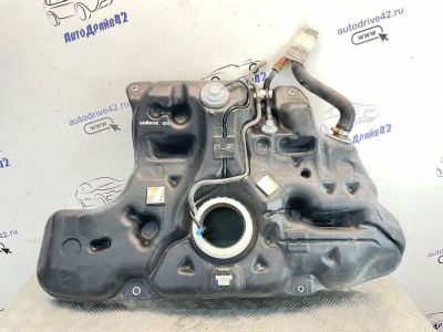 Лот: 25628506. Фото: 1. бак топливный toyota corolla ZZE150L. Топливная система