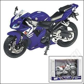 Лот: 354052. Фото: 1. моделька Yamaha YZF-R1. Автомоделизм