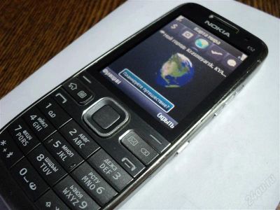 Лот: 2734885. Фото: 1. Nokia e52 Хорошее состояние, с... Кнопочные мобильные телефоны