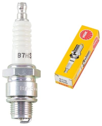 Лот: 18311610. Фото: 1. Свеча зажигания B7HS Yamaha 15-40. Запчасти для лодок, катеров, лодочных моторов