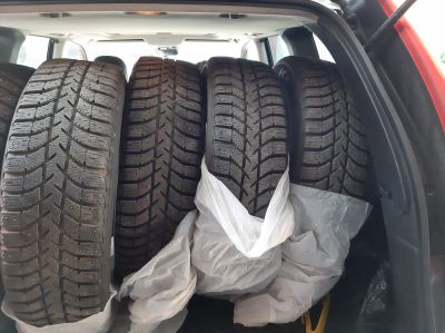 Лот: 14568752. Фото: 1. Bridgestone icecruiser. Шины
