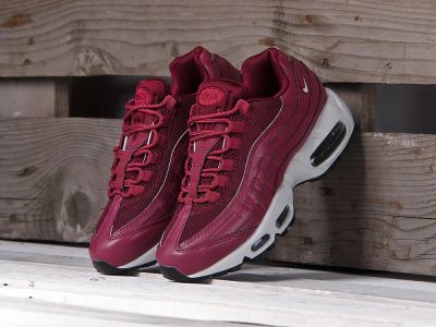 Лот: 10571807. Фото: 1. Nike Air Max 95 KM. Кеды, кроссовки, слипоны