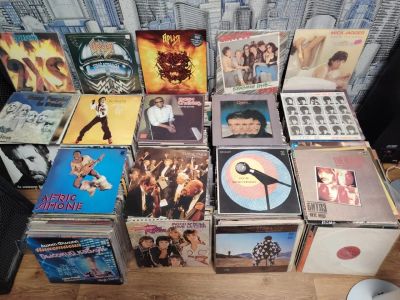 Лот: 25897840. Фото: 1. Виниловые пластинки(1шт). Аудиозаписи