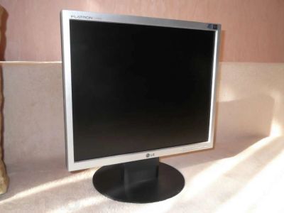 Лот: 2980986. Фото: 1. Монитор 17" LG Flatron L1750S. ЖК-мониторы
