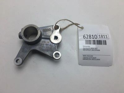 Лот: 20402093. Фото: 1. Кронштейн Audi A6 2007 06E109361F... Кузов