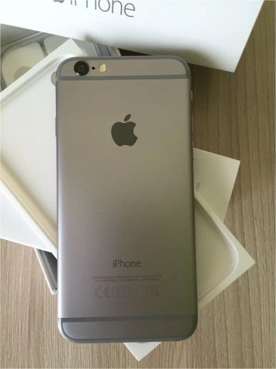 Лот: 7048726. Фото: 1. iPhone 6 Space Gray. Смартфоны