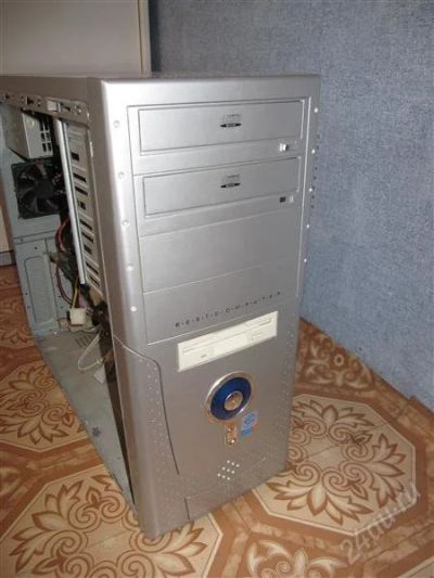 Лот: 2825222. Фото: 1. Системный блок Intel Pentium 4. Компьютеры в сборе