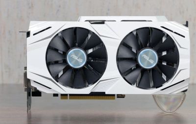 Лот: 16982492. Фото: 1. Куплю RX 580 на 8 гб. Видеокарты