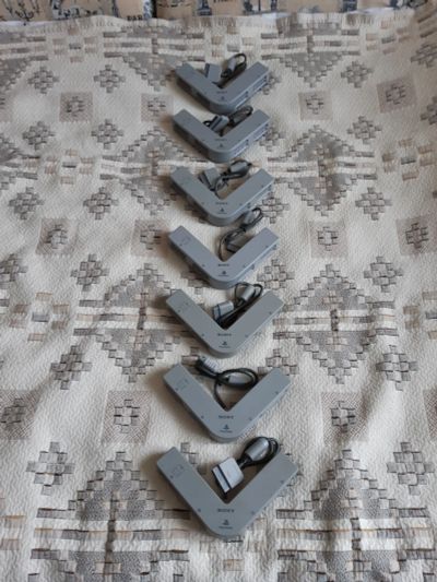 Лот: 18739316. Фото: 1. Мультитапы Sony PlayStation 1... Аксессуары для игровых приставок, консолей, геймпады
