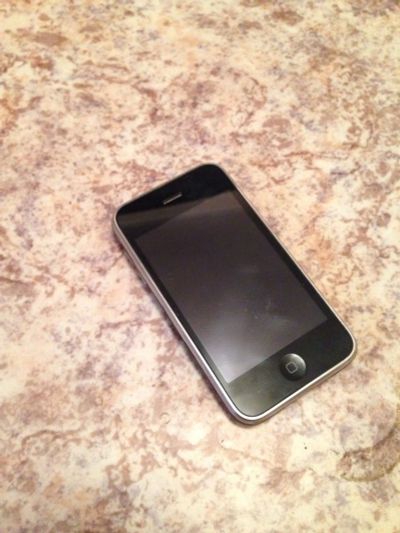 Лот: 3363754. Фото: 1. iphone 3gs. Смартфоны