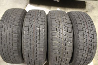 Лот: 13232210. Фото: 1. Зима Bridgestone Ice Partner R15... Шины