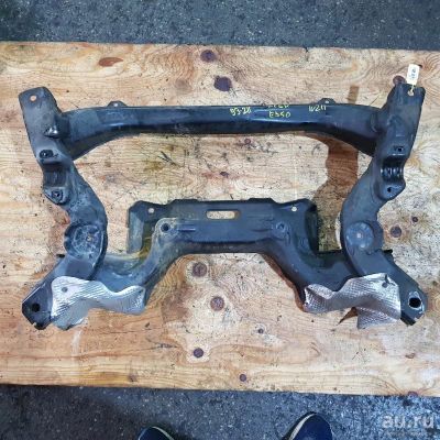 Лот: 18530875. Фото: 1. Балка поперечная Mercedes-Benz... Ходовая, подвеска, рулевое управление