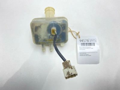 Лот: 24774426. Фото: 1. Бачок тормозной жидкости Toyota... Тормозная система