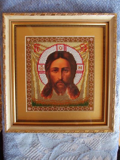 Лот: 4369445. Фото: 1. Икона вышитая бисером Спас Нерукотворный. Вышивание