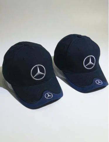 Лот: 12092906. Фото: 1. Кепка Mercedes AMG Petronas Черная. Головные уборы